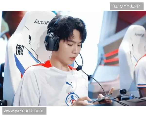 电竞综艺节目首播揭示选手真实生活与竞技状态的精彩瞬间 电竞综艺节目首播揭示选手真实生活与竞技状态的精彩瞬间